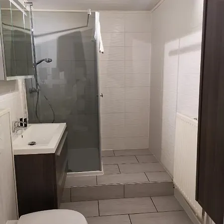 Hotel Aux Beaux Rivages En Gaume 3*